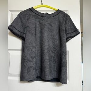 Banana Republic Top size 10-Grey